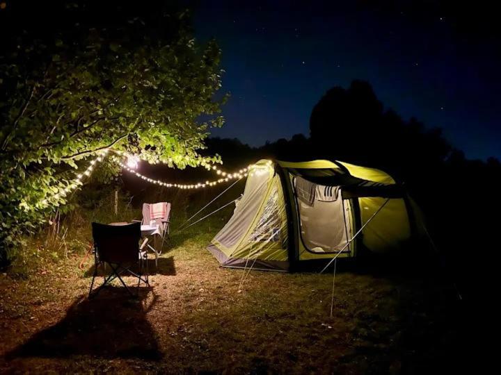 Camp The Sunrise Hill Hotell Pivka Eksteriør bilde